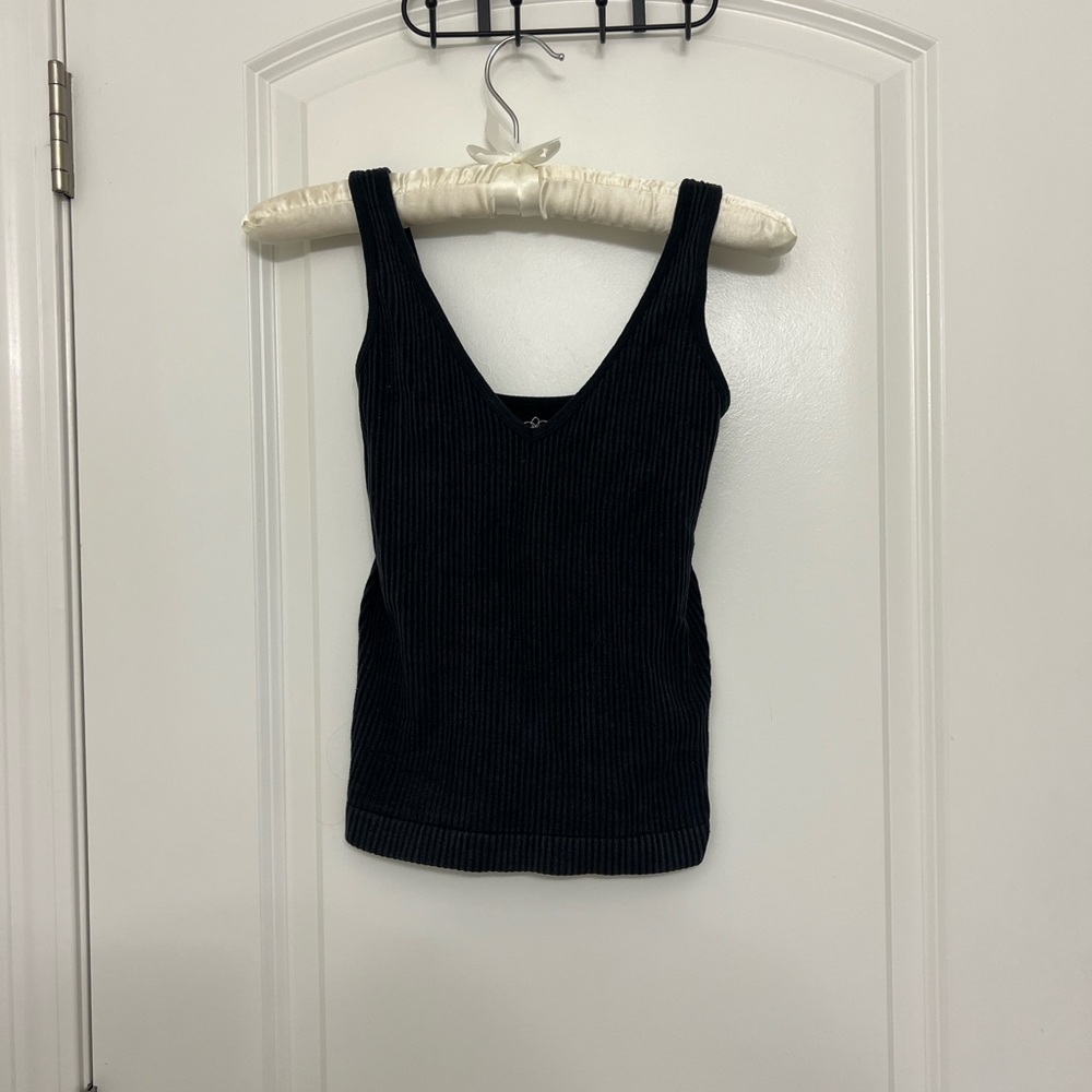 Aura Black Ribbed Tank Top
